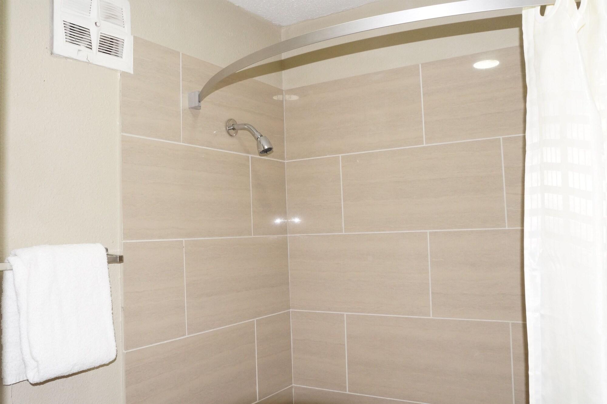 Knights Inn Midland Ngoại thất bức ảnh